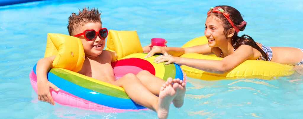 Family travel tips - kids in pool