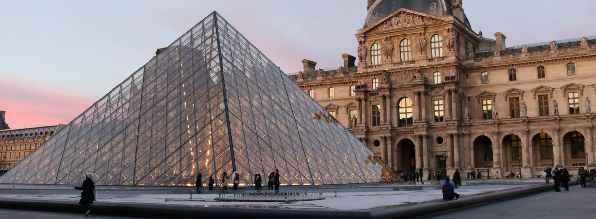 spend one day in Paris - Louvre