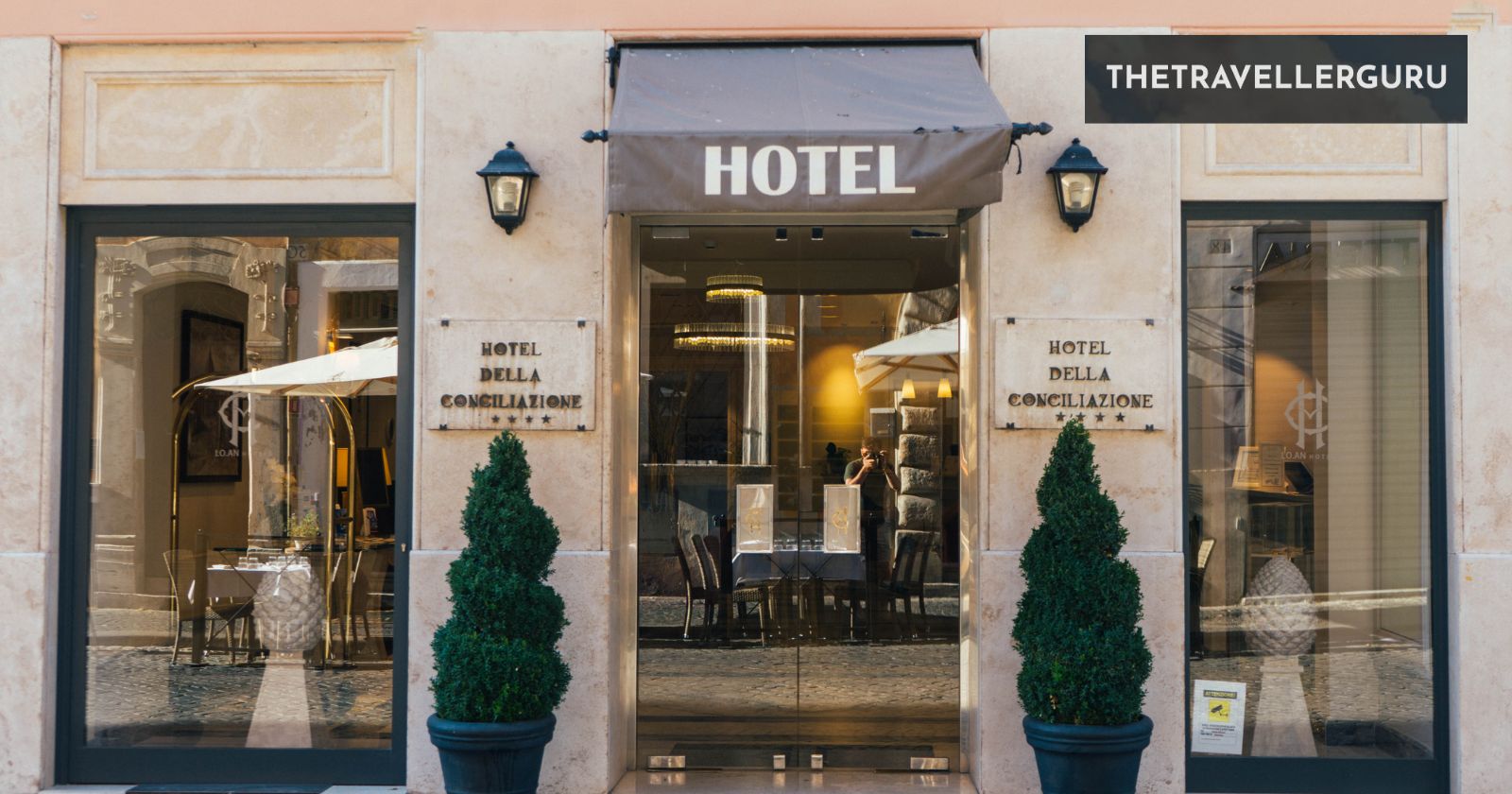 Hotel or Villa:  Where Should I Stay?