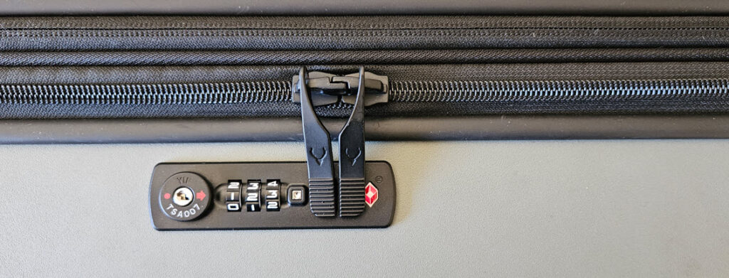 TSA-approved suitcases - TSA lock on suitcase