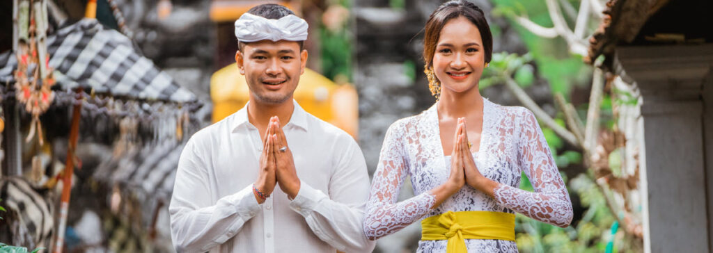 best Bali Festivals - Balinese dress