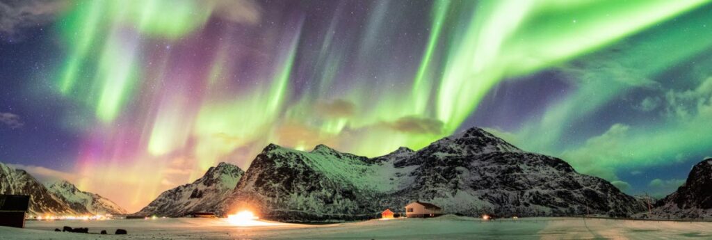 Best Winter Destinations in Canada - Northern lights