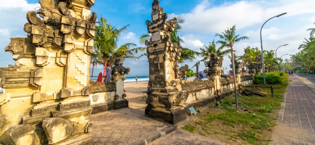 Legian vs Ubud - Legian beach entry