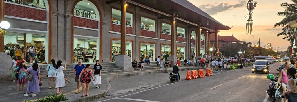 Legian vs Ubud - Ubud Market