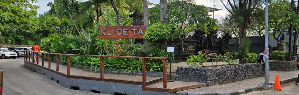 seminyak vs ubud - Ku de ta