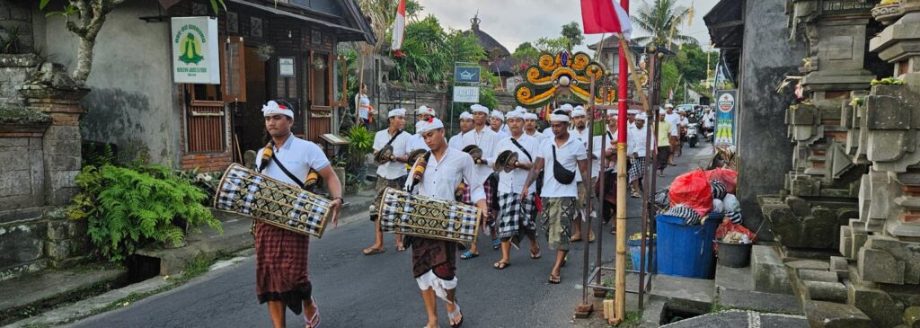 seminyak vs ubud - Ubud ceremony