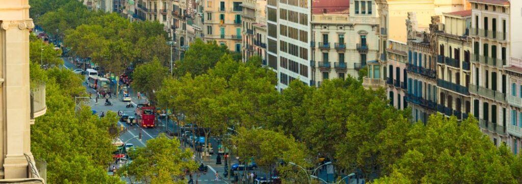 ways to spend one day in Barcelona - Passeig de Gracia