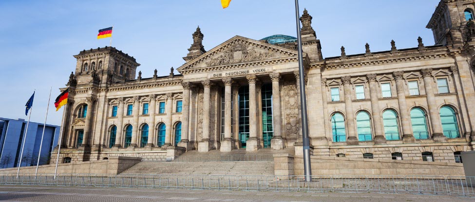 ways to spend one day in Berlin - Reichstag Building