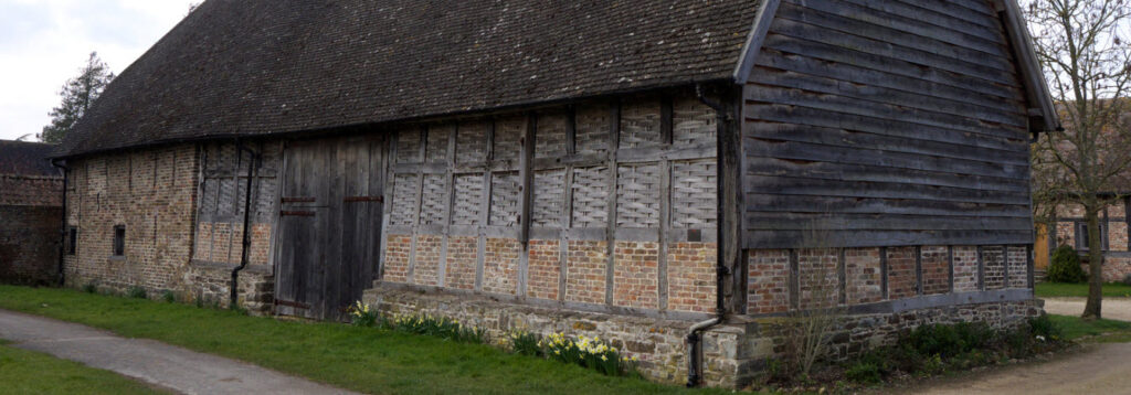 Best Locations in the United Kingdom for a Wedding - The Tythe Barn