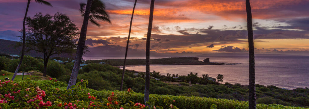 Best Places to Watch the Sunrise in Hawaii - Shipwreck Beach Lanai