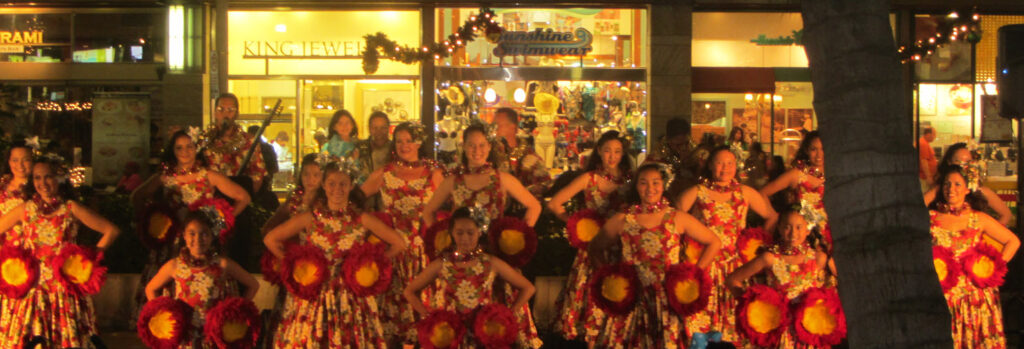 Best Things To Do On Oahu For Free - hula dancers