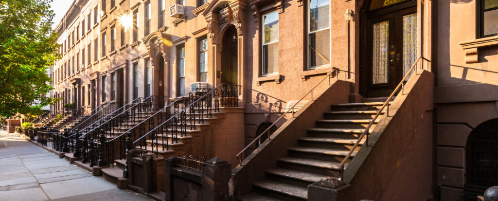 Best Things to Do in New York for Free - Brooklyn brownstones