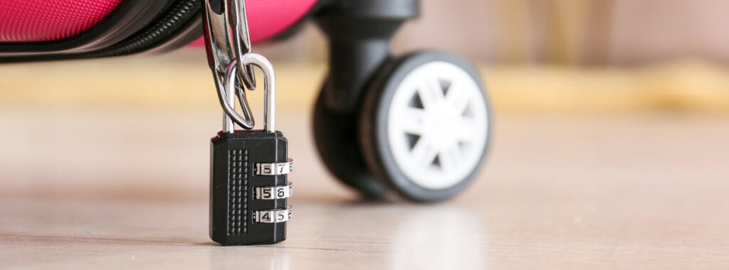 Reset a TSA Combination Lock - lock on pink suitcase