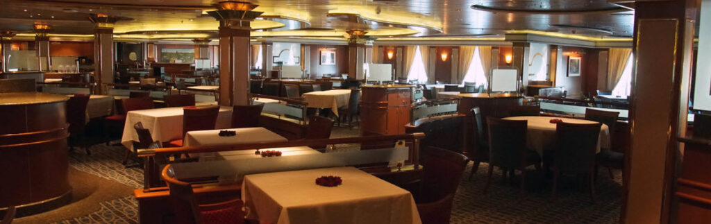 What to Look for When Choosing a Cruise - cruise ship restaurant