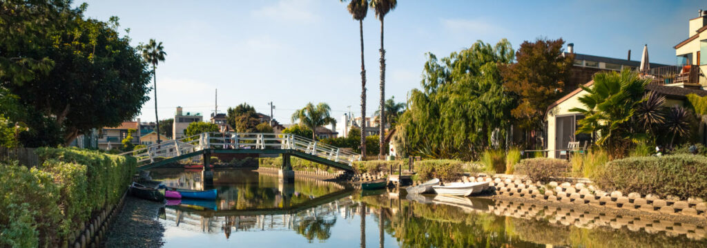 Best Hostels in Los Angeles - Podshare Venice