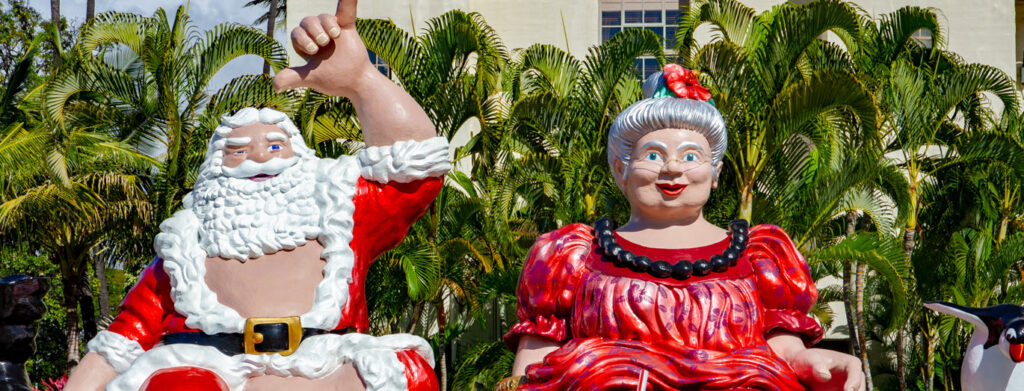 best things to do in Hawaii at Christmas - Christmas santa