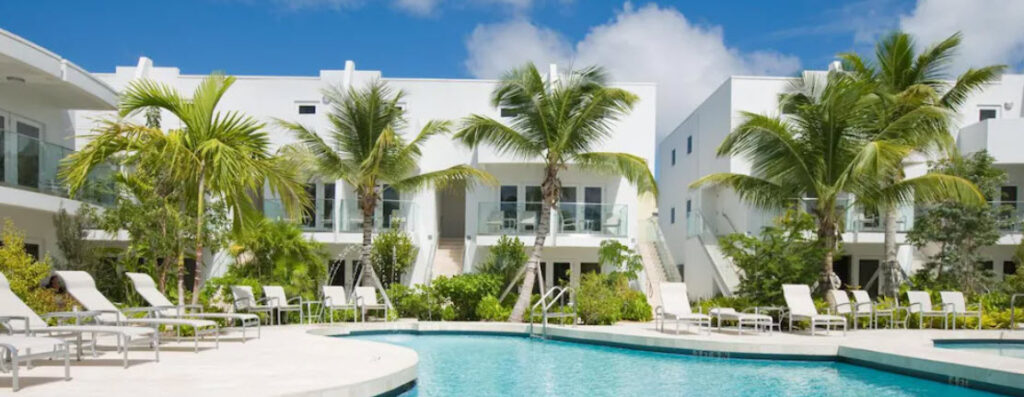 Best Family Resorts in the Florida Keys - Santa Maria Suites Hotel