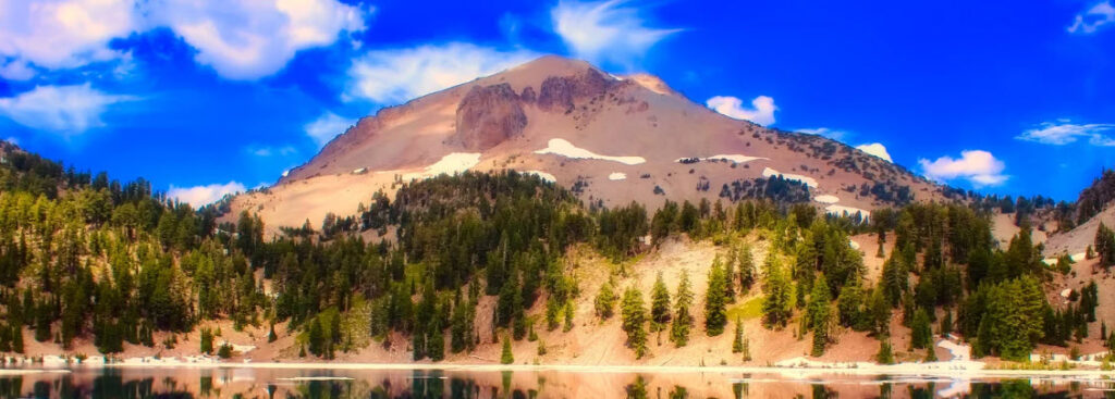 Best National Parks in California - Lassen