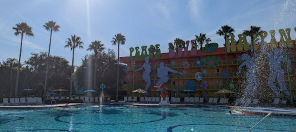 best hotels near Walt disney World Orlando - Disney resort pool