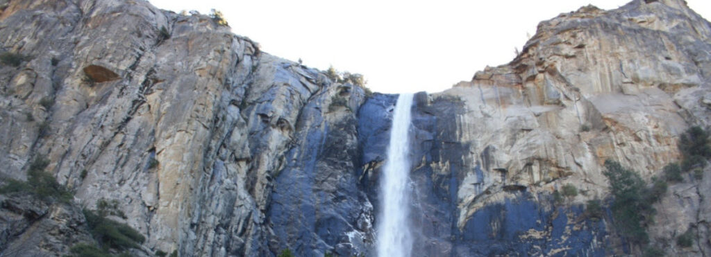 best waterfalls in California - Yosemite Falls